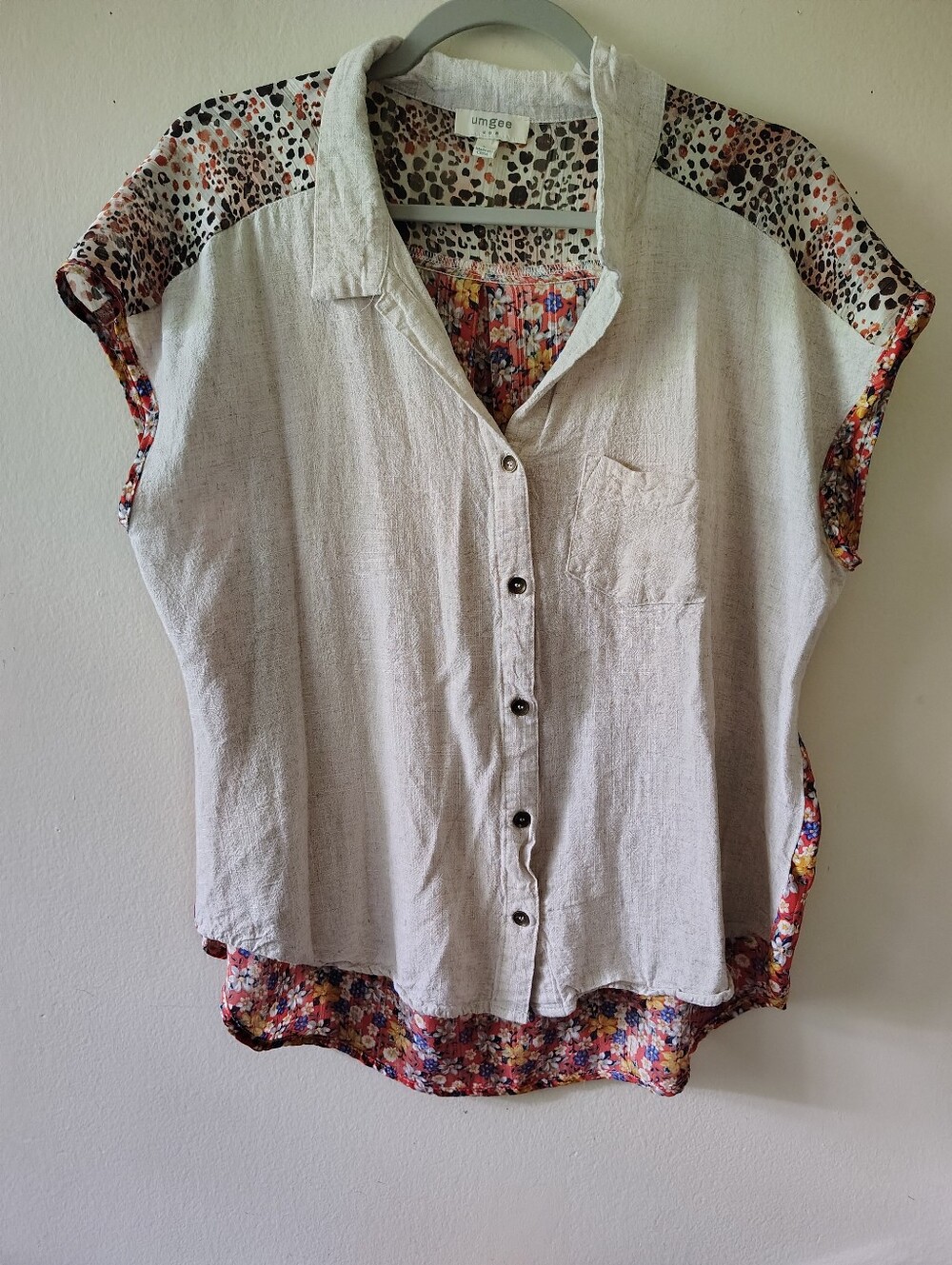 Umgee Linen Button Down Blouse Top Large Mixed Media Floral Cheetah Boho Casual